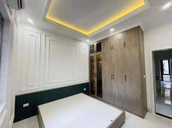 Chủ nhà cần bán Bán nhà ngõ 89 Lạc Long Quân Nghĩa Đô CG HN DT 46m MT3,7 giá 4,86 tỷ có TL