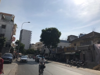 Cho thuê nhà nguyên căn mặt tiền 4 tầng phường 10, quận 10