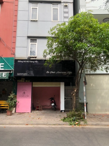 CHO THUÊ NGÔI NHÀ 4 TẦNG 1 TUM