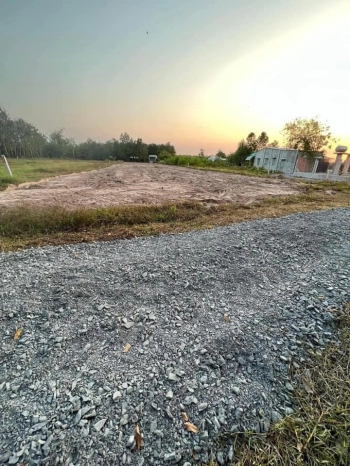 1030m2 đất ở khu đông dân, đường xe hơi, gần trường Tây Ninh, bán rẻ 310 triệu