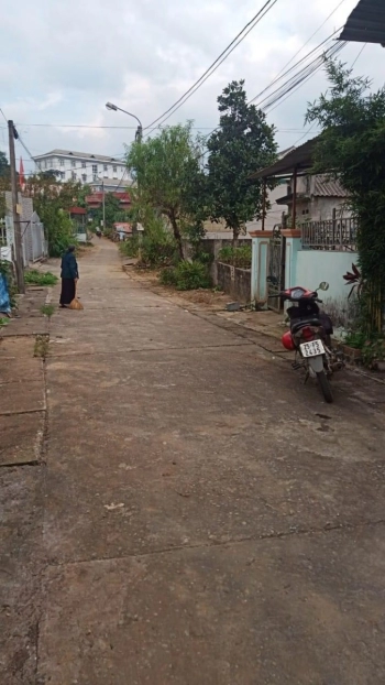 CHO THUÊ NHÀ NGUYÊN CĂN TẠI ĐƯỜNG TÔN ĐỨC THẮNG - QUYẾT TIẾN - TP. LAI CHÂU