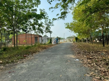 Bán Nhanh lô đất ngộp 490tr cho 1000m2 Ngay HL23