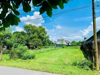 Cần tiền bán thu hồi vốn đất 414m2 - giá 570tr - Phường Lộc Hưng - Thị Xã Trảng Bàng