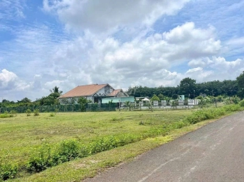 KẸT TIỀN BÁN GẤP 20X40=800M2 ĐẤT THỔ CƯ SHR NGAY TRUNG TÂM SÁT CHỢ, TR.HỌC. GIÁ 170TR