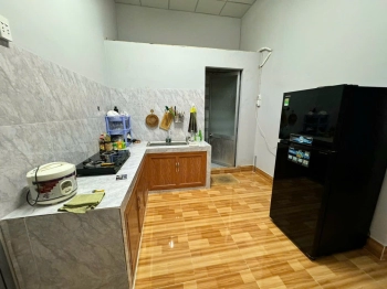 BÁN GẤP NHÀ XƯỞNG 3 MẶT TIỀN ,  GIÁ 1,75 TỶ