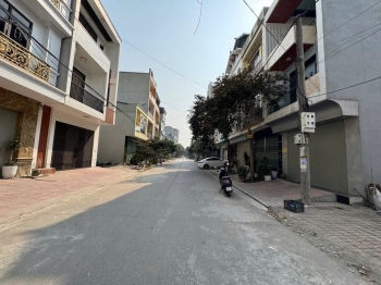 Làn 2 lê thái tổ - sau toyota - võ cường, thành phố bắc ninh