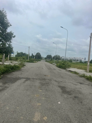 can ban tdc sonadezi chau duc suoi nghe duong dep