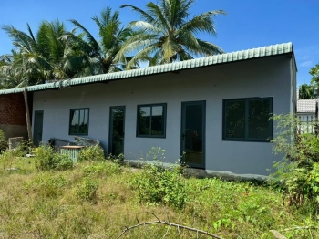 Nhà và đất mặt tiền Nhị Bình 15