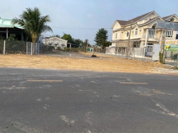 Bán nhanh miếng đất đẹp 150m2 ngay thi trấn DMC, View Núi, MT nhựa lớn, sẵn 60m2 ONT giá chỉ 999tr