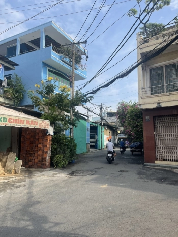 BÁN NHÀ HẺM XE HƠI 113 LẠC LONG QUÂN, PHƯỜNG 3 - GẦN UỶ BAN QUẬN 11