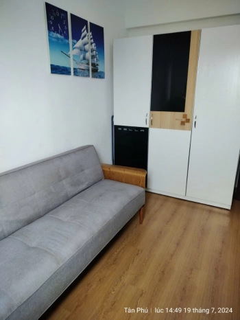 Cần bán căn hộ Ruby Celadon block D 3pn - tặng full nội thất