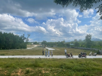 MỞ BÁN DÃY PHÂN LÔ HƠN 50 LÔ ĐẤT TẠI DẠ LÊ, TP HUẾ. CHỈ CẦN BỎ RA 200 TRIỆU LÀ CÓ THỂ SỞ HỮU NGAY. ĐÃ CÓ SỔ