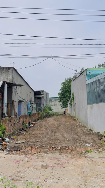 Cần bán lô đất 172,2m2 ngay chợ Chánh Lưu, sát ĐT 741