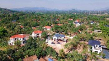 Sốc! Đất + biệt thự vườn Tam Đảo. Mặt tiền 42m, nở hậu phong thủy, sổ đỏ sang tên ngay