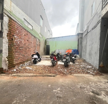 BÁN LÔ NỞ HẬU HIẾM CÓ CÒN SÓT LẠI Ở TRUNG TÂM THÀNH PHỐ