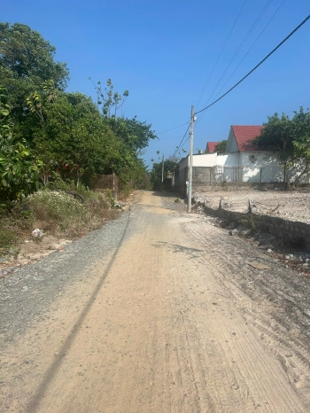 14,8x25(373m2) 40m2 thổ, Nguyễn Trường Tộ Nối dài LaGi vị Trí Đẹp Giá Ngộp